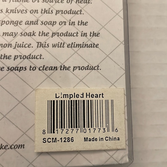 N.Y.Cake Silicone 15 Piece Mold-Dimpled Heart-Chocolate-Jellies-Fondant-Soap - Picture 6 of 6